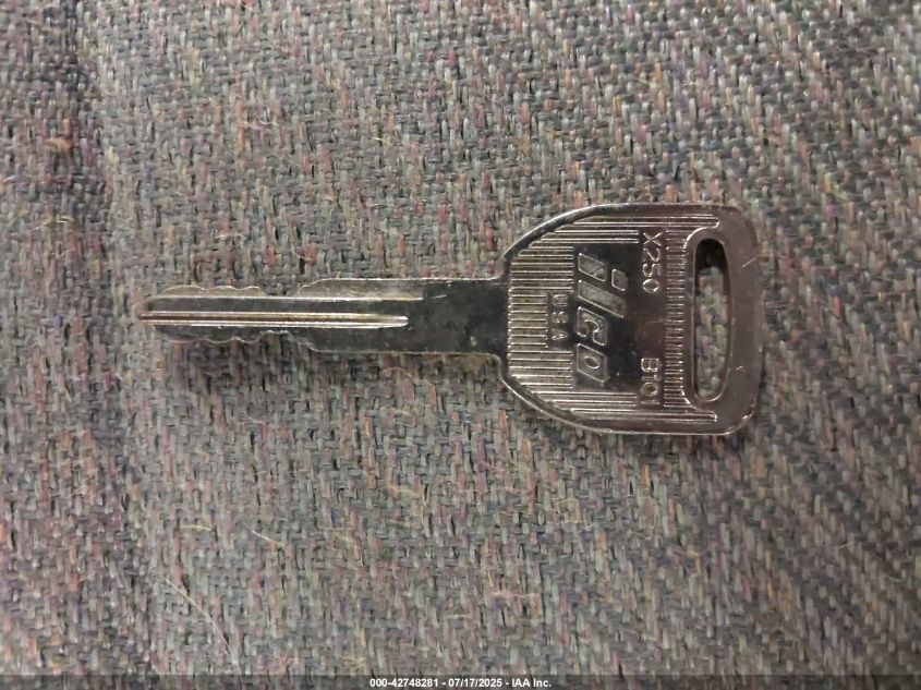 1998 Isuzu Rodeo Ls/S VIN: 4S2CK58W3W4326054 Lot: 42748281