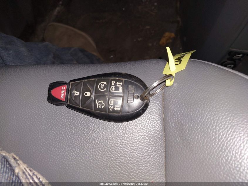 2009 Chrysler Town & Country Touring VIN: 2A8HR54129R537120 Lot: 42748690