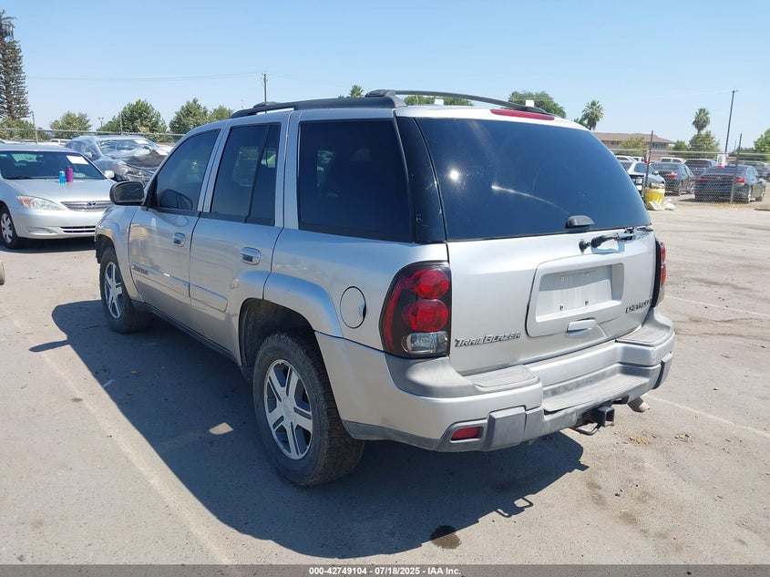1GNDT13S042113959 2004 CHEVROLET TRAILBLAZER photo no. 3