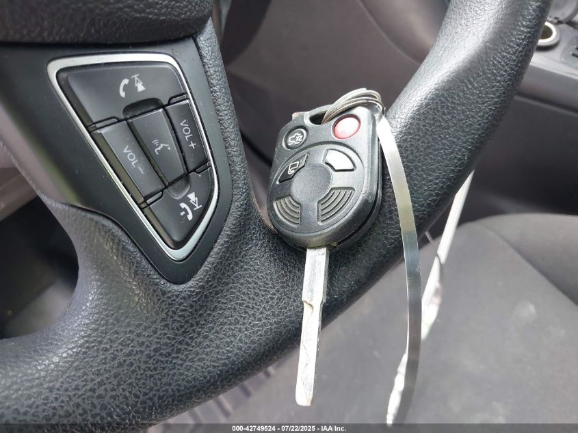 2018 Ford Focus Se VIN: 1FADP3F27JL261977 Lot: 42749524