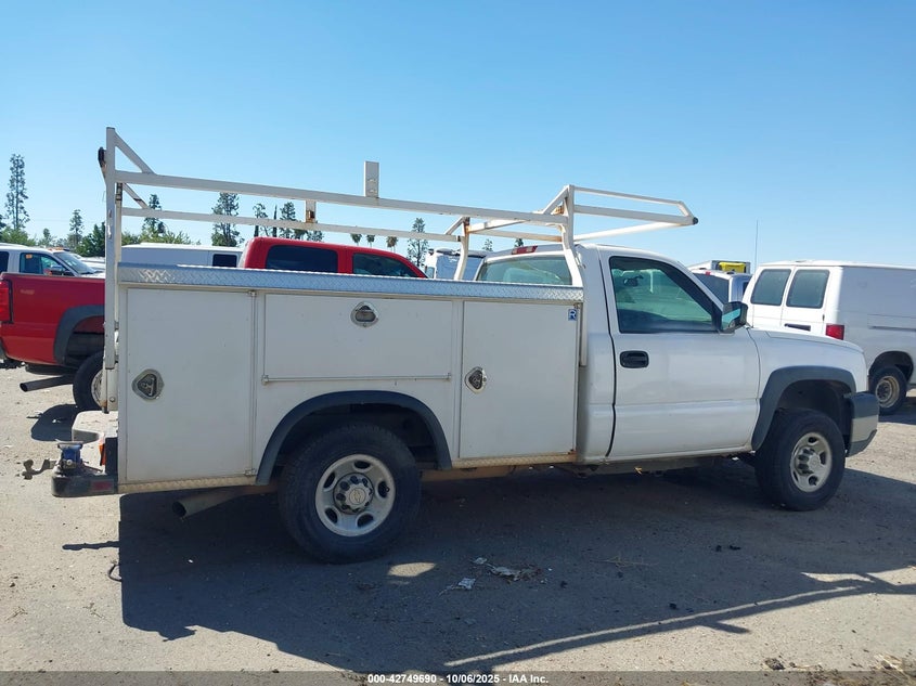 2006 Chevrolet Silverado 2500Hd Work Truck VIN: 1GBHC24U16E101678 Lot: 42749690