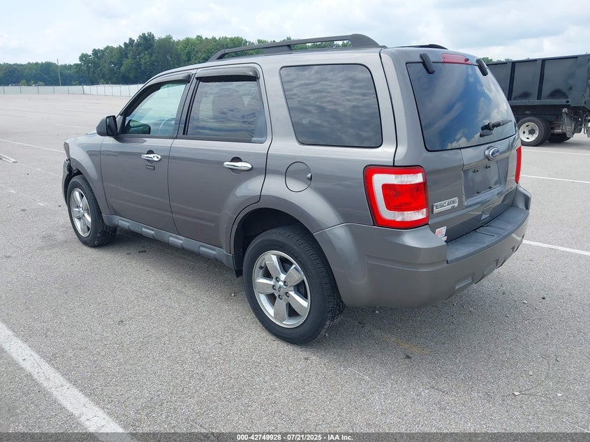 Vin: 1fmcu0d75bkb96867, lot: 43243202, ford escape xlt 20113