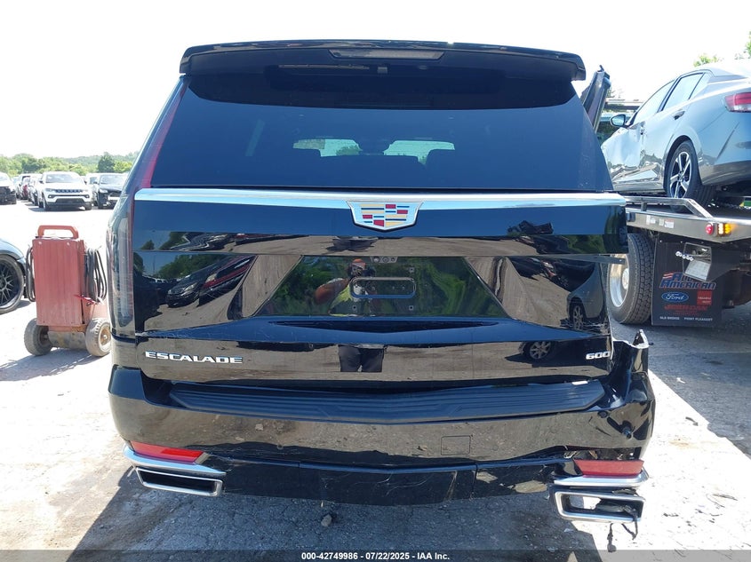 CADILLAC ESCALADE - zdjęcie 16