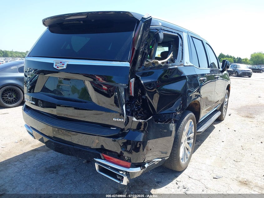 CADILLAC ESCALADE - zdjęcie 4