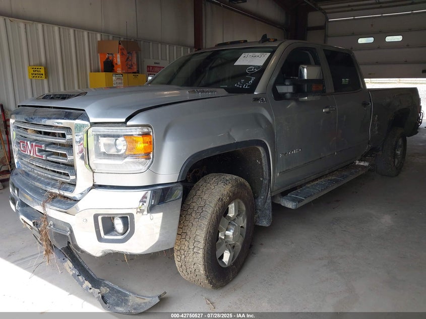 1GT42VCY6KF250417 2019 GMC SIERRA photo no. 2