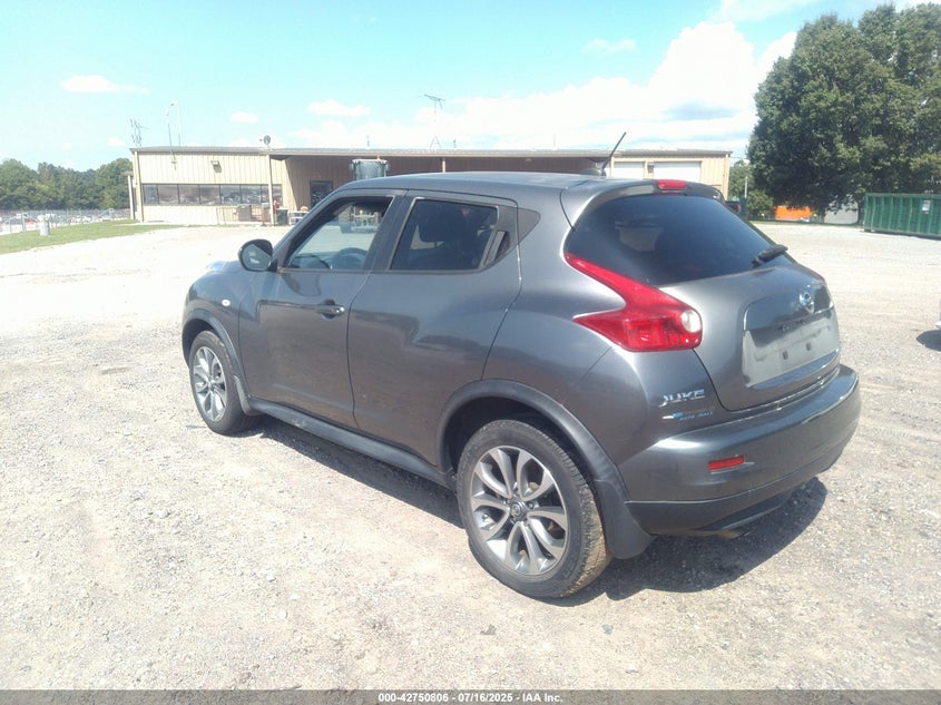 Vin: jn8af5mr5ct111949, lot: 43244080, nissan juke sv 20123