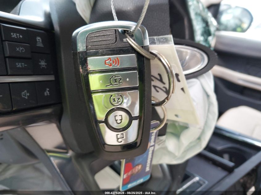 2024 Ford Expedition Platinum VIN: 1FMJU1L85REA29439 Lot: 42752028