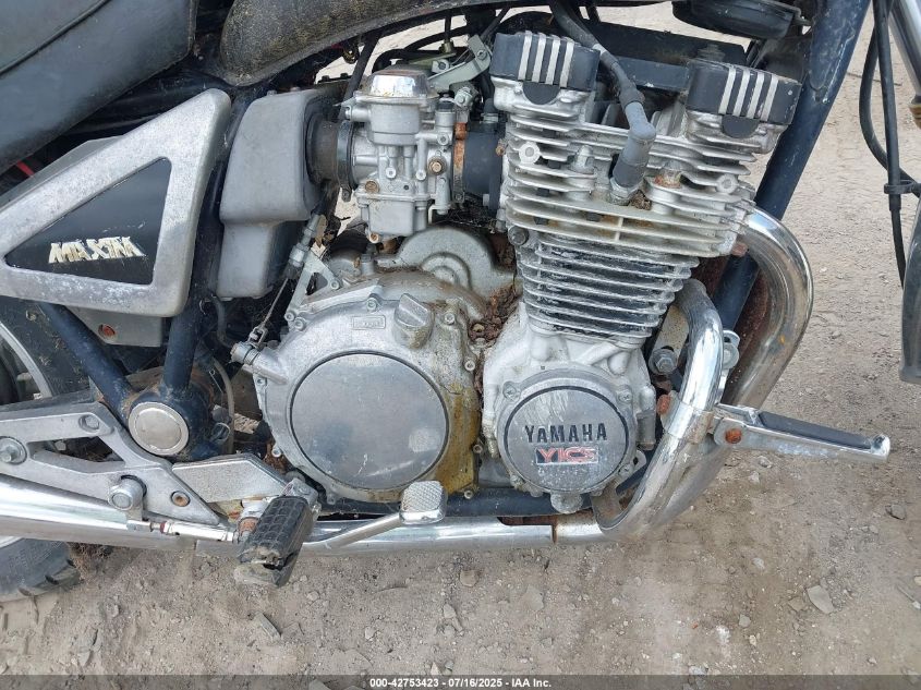 1982 Yamaha Xj750 VIN: JYA15R00XCA004366 Lot: 42753423