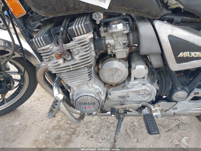 1982 Yamaha Xj750 VIN: JYA15R00XCA004366 Lot: 42753423