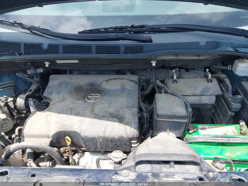 2011 Toyota Sienna Le V6 VIN: 5TDKK3DC5BS138299 Lot: 42754032