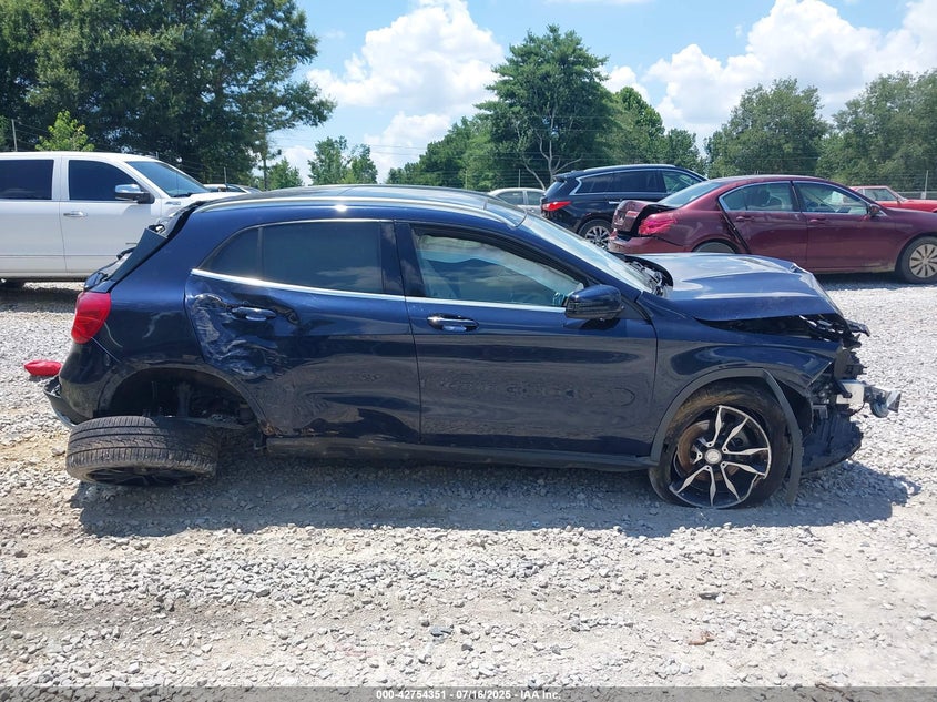2017 MERCEDES-BENZ GLA 250 4MATIC - WDCTG4GB5HJ319949