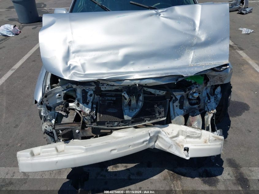 2001 Mazda 626 Es V6/Lx V6 VIN: 1YVGF22D615204664 Lot: 42754830