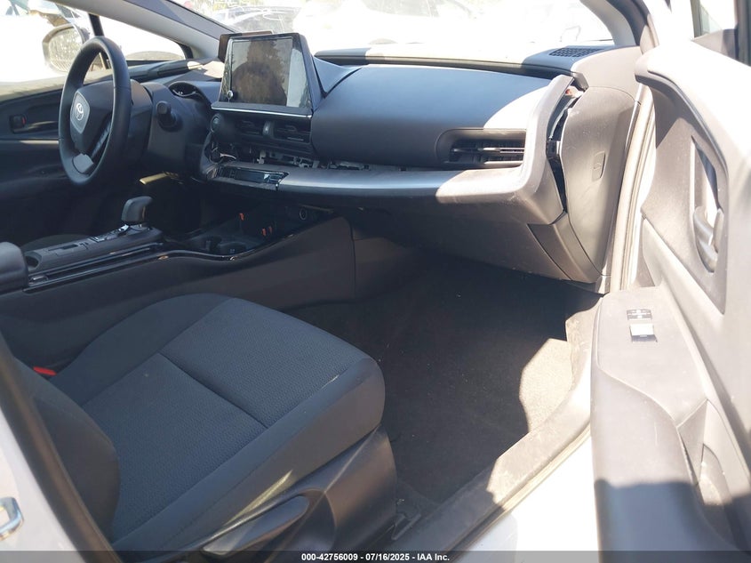 2024 TOYOTA PRIUS LE - JTDACAAU8R3019796