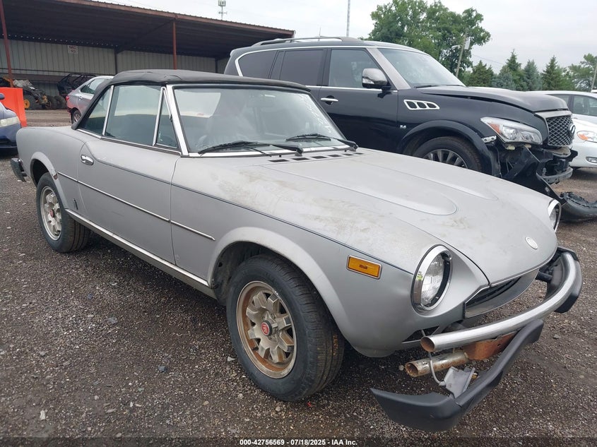 2FAAS00BXC5003082 1982 Fiat Spider auction photo 1