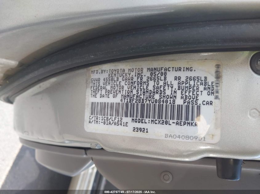 2000 Toyota Avalon Xl VIN: 4T1BF28B7YU084018 Lot: 42757749