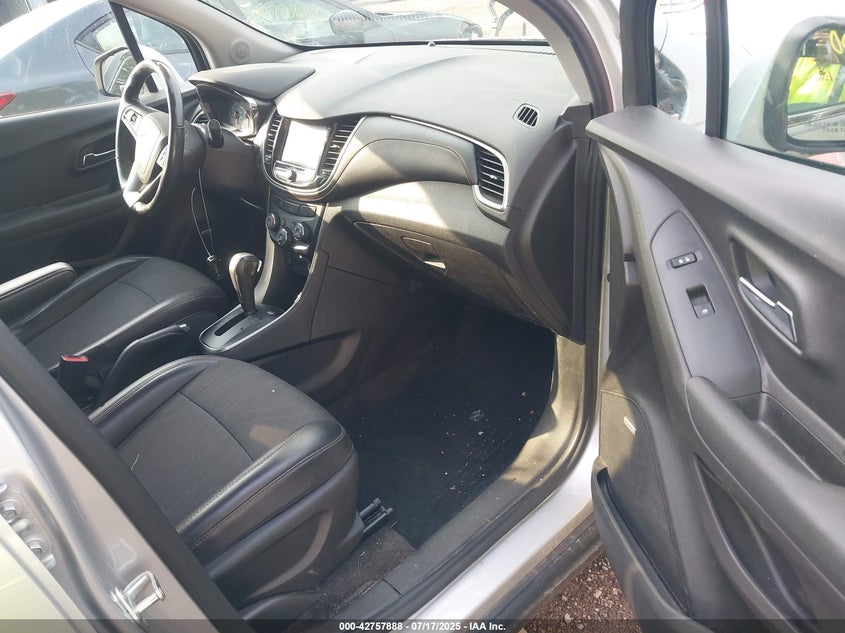 2020 CHEVROLET TRAX FWD LT - 3GNCJLSB5LL195909