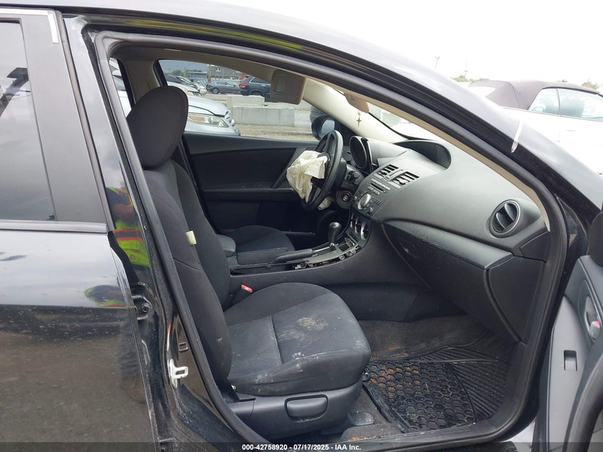 JM1BL1SF6A1265153 2010 MAZDA 3 photo no. 5