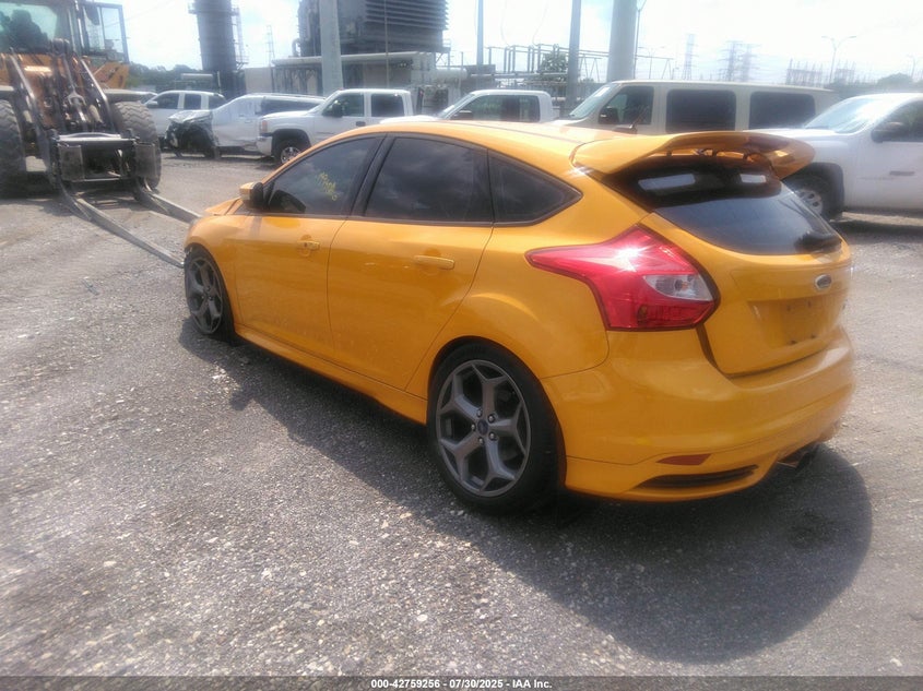 Vin: 1fadp3l94dl332204, lot: 43252581, ford focus st 20133