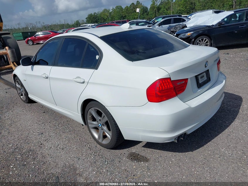 Vin: wbaph7g51anm48993, lot: 43253888, bmw 328i 20103