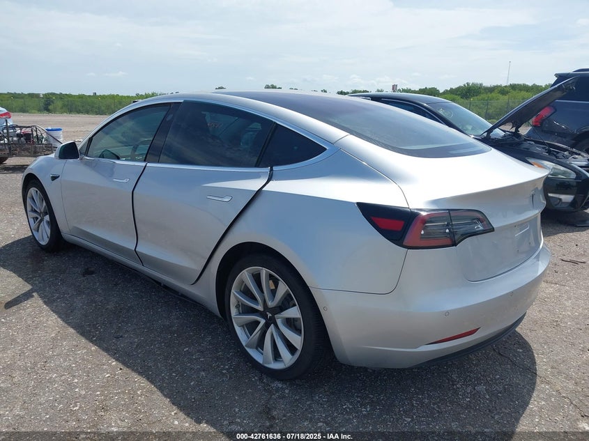 5YJ3E1EA1JF048664 2018 TESLA MODEL 3 photo no. 3