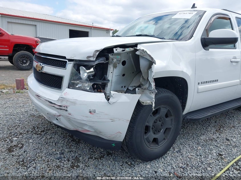 2008 Chevrolet Suburban 1500 Lt VIN: 1GNFK16338J123008 Lot: 42761705