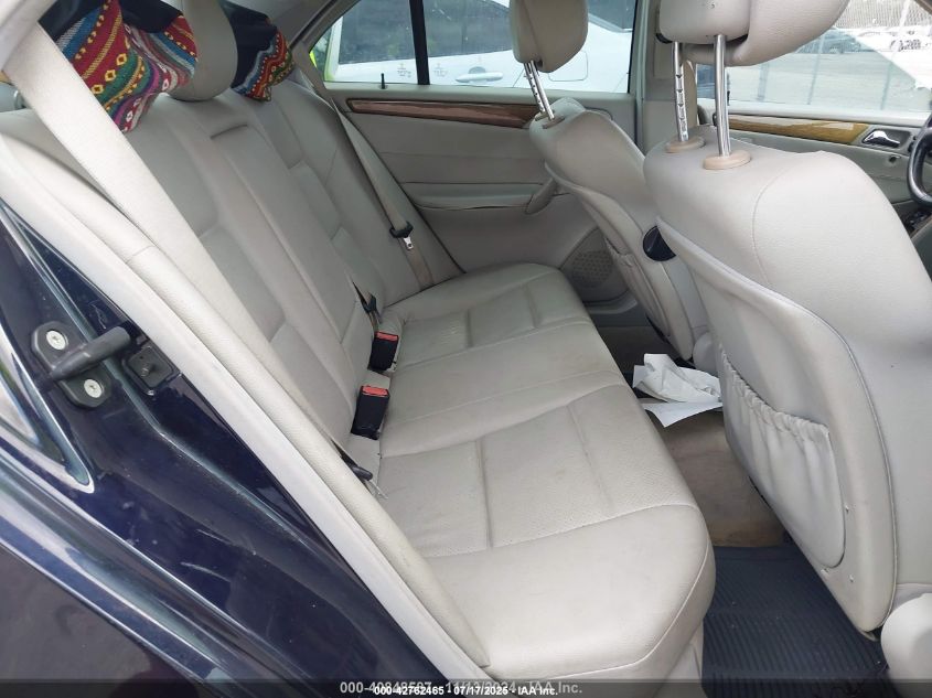 2007 Mercedes-Benz C 230 Sport VIN: WDBRF52H27F842768 Lot: 42762465
