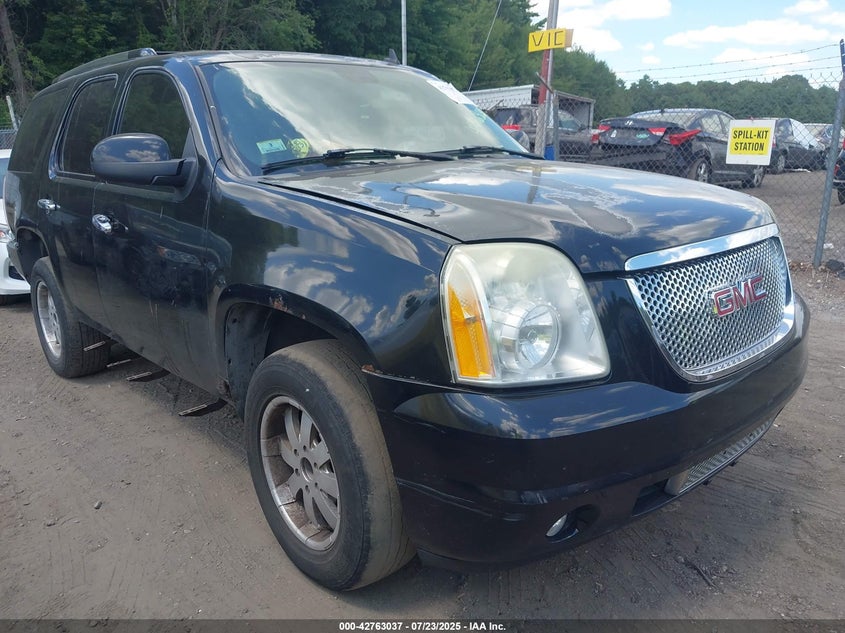 2007 GMC Yukon Denali black other gasoline 1GKFK63807J238044 photo #1