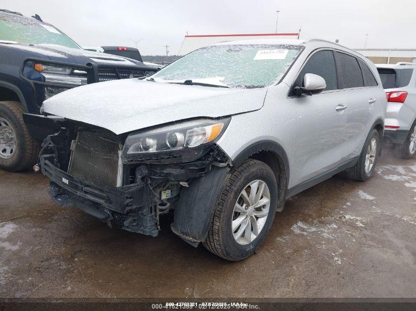 5XYPG4A31JG346533 2018 KIA SORENTO photo no. 2