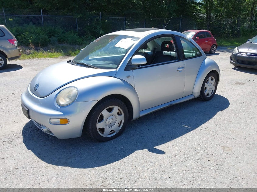 1999 Volkswagen New Beetle Gls silver coupe gasoline 3VWCC21C5XM460753 photo #3