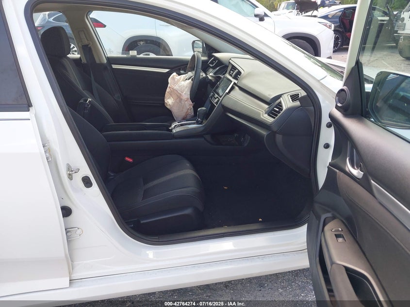 VIN 19XFC2F72JE010717 2018 HONDA CIVIC EX