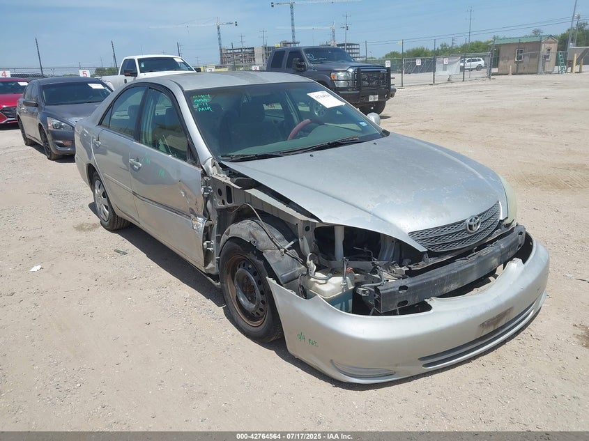 4T1BE32K44U790715 2004 Toyota Camry Le auction photo 1