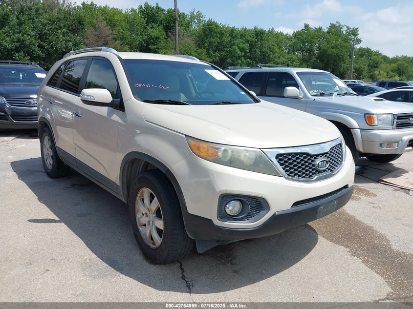 5XYKT3A12BG051960 2011 Kia Sorento Lx auction photo 1