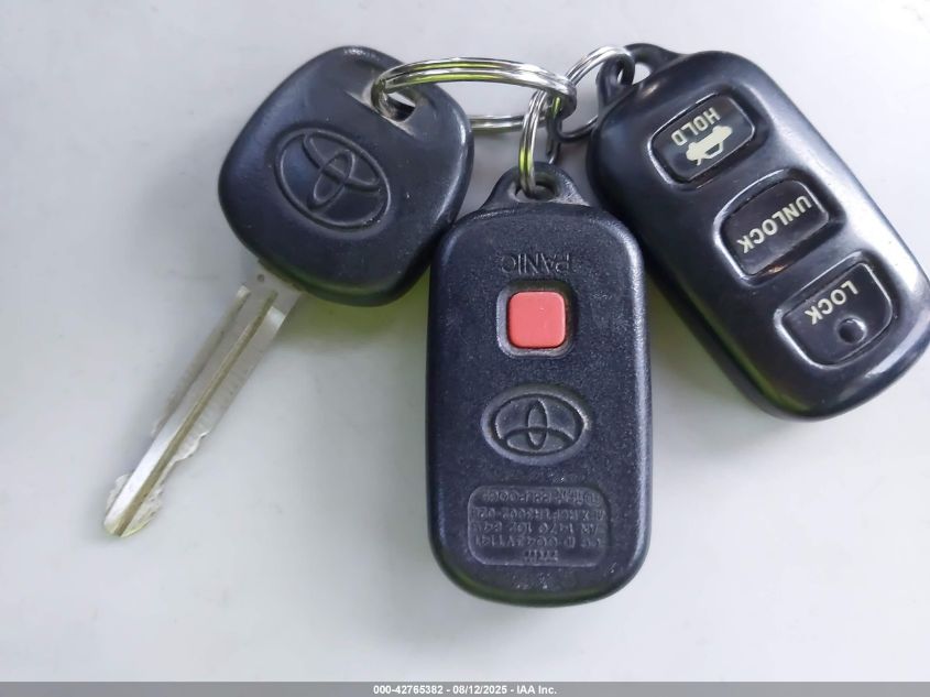 2004 Toyota Camry Xle VIN: 4T1BE32K44U341616 Lot: 42765382