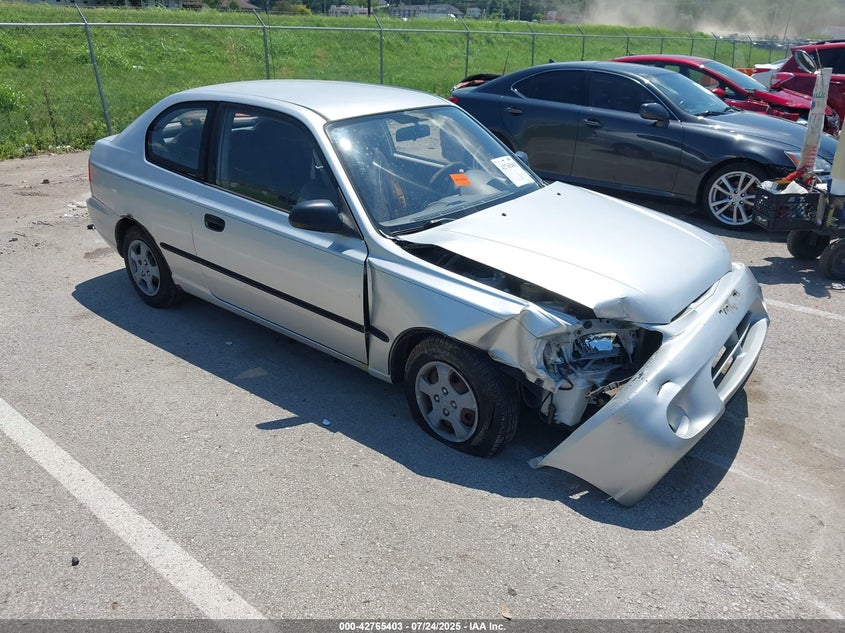 KMHCF35G6YU019915 2000 HYUNDAI ACCENT photo no. 1
