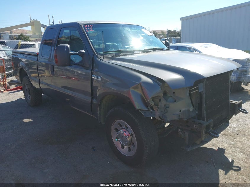 2006 FORD F-250 LARIAT/XL/XLT