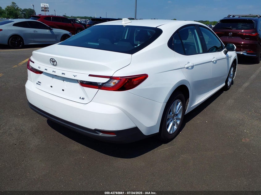 2025 Toyota Camry Le