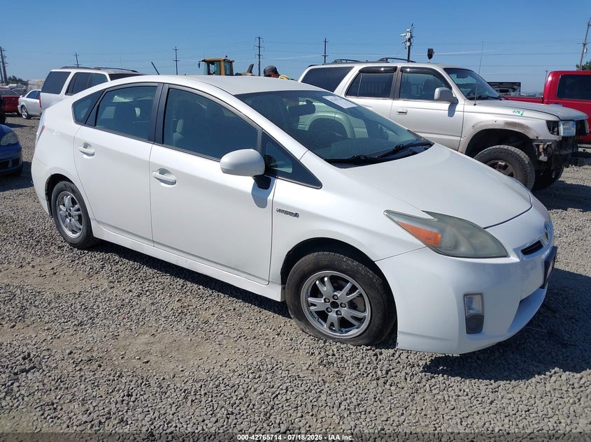 TOYOTA PRIUS THREE