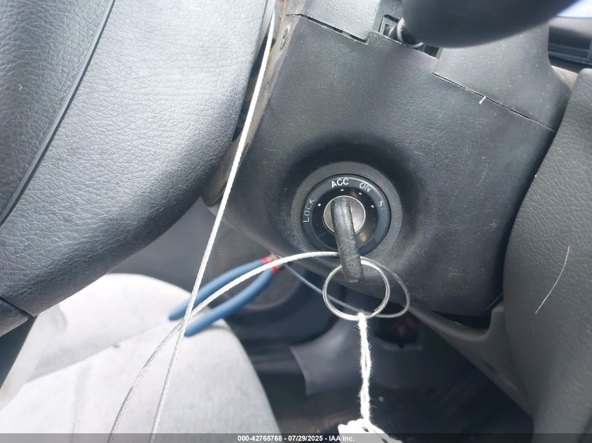 2000 Daewoo Lanos S VIN: KLATA2269YB570271 Lot: 42765768