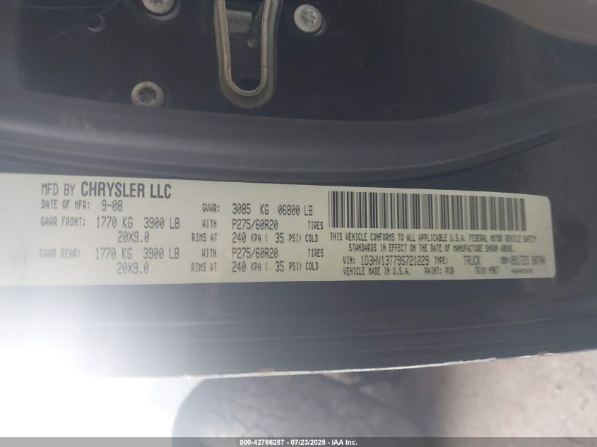 2009 Dodge Ram 1500 Slt/Sport/Trx VIN: 1D3HV13T79S721229 Lot: 42766287