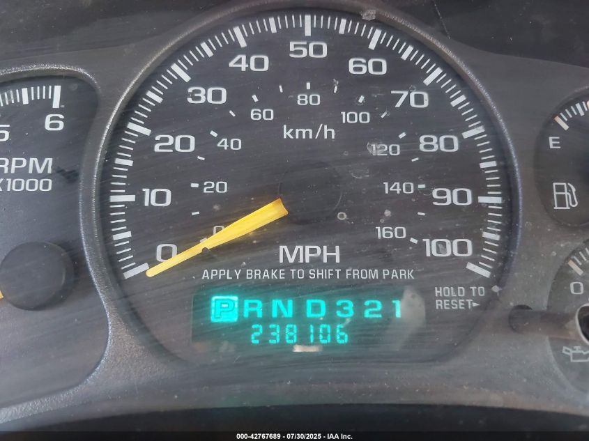 2000 Chevrolet Tahoe All New Ls VIN: 1GNEK13T9YJ205762 Lot: 42767689