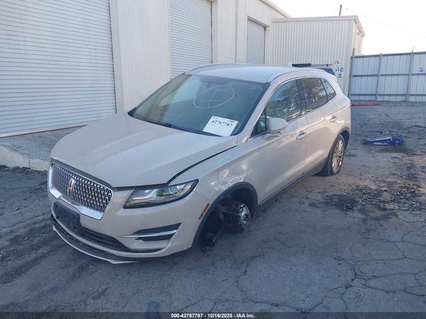 Vin: 5lmcj1c95kul01765, lot: 43261145, lincoln mkc standard 20192