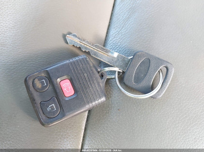 2006 Ford F-250 Lariat/Xl/Xlt VIN: 1FTSX21P26EA62541 Lot: 42767904