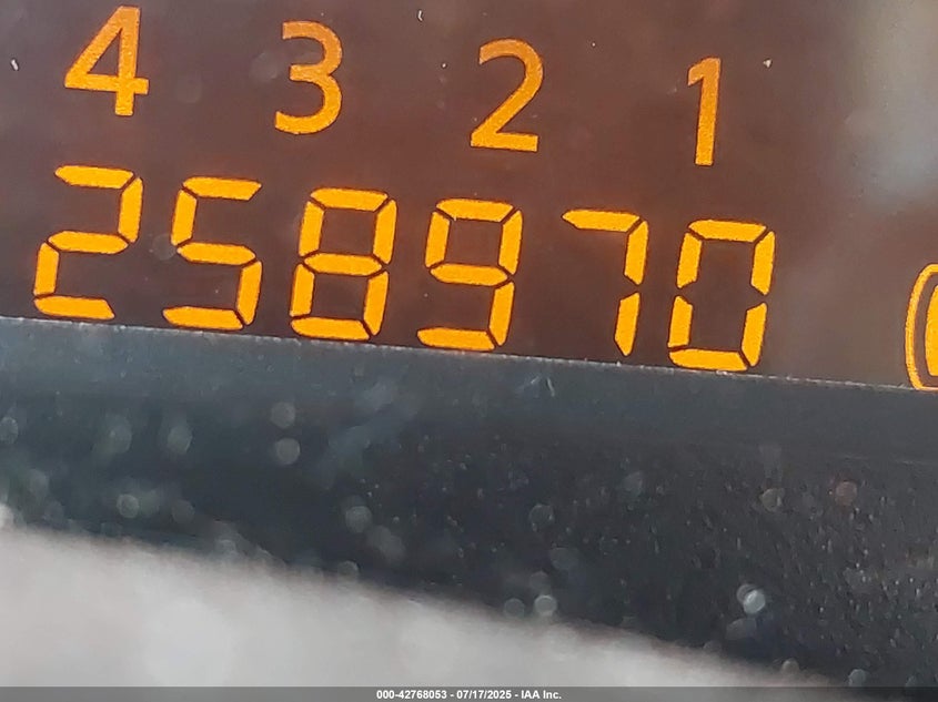 2004 Nissan Pathfinder Armada Le VIN: 5N1AA08B44N745989 Lot: 42768053