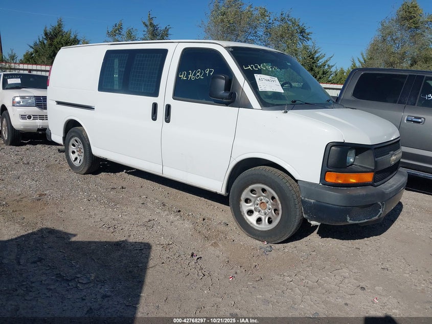 Vin: , lot: 43261655, chevrolet express 1500 work van 2013 img_1