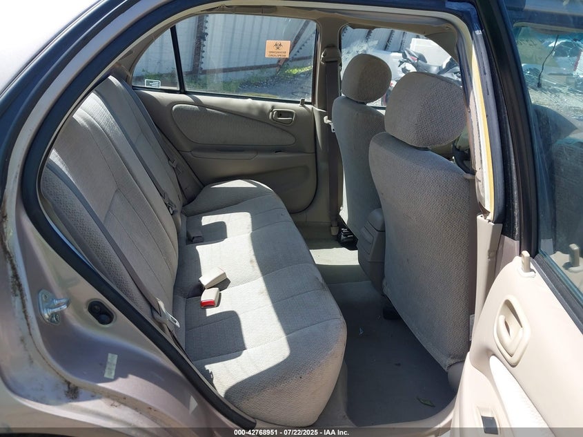 1NXBR12EX1Z501836 2001 TOYOTA COROLLA photo no. 8