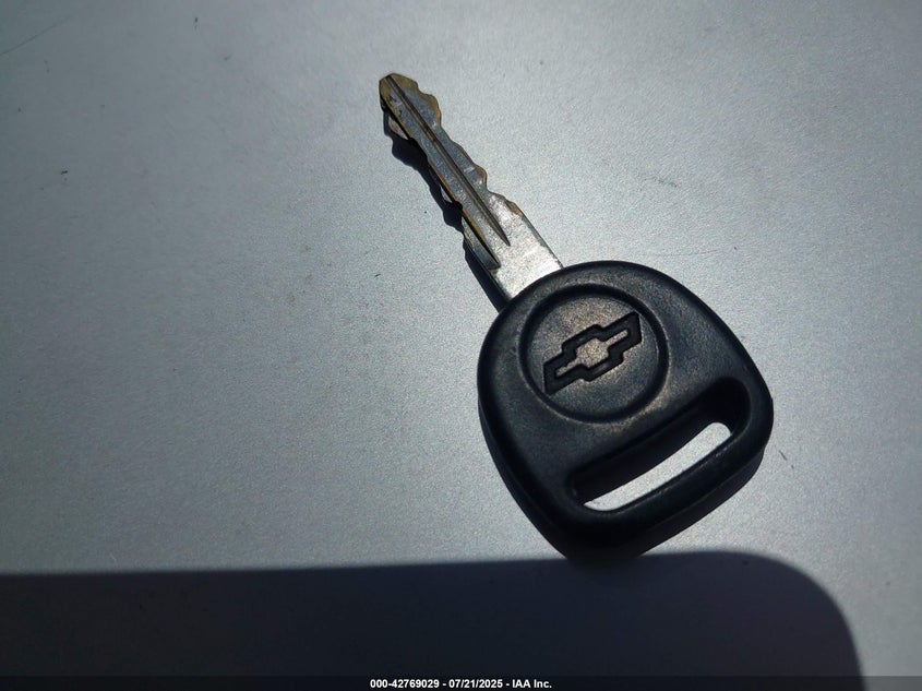 2003 Chevrolet Silverado 1500 Work Truck VIN: 2GCEC19X231399280 Lot: 42769029