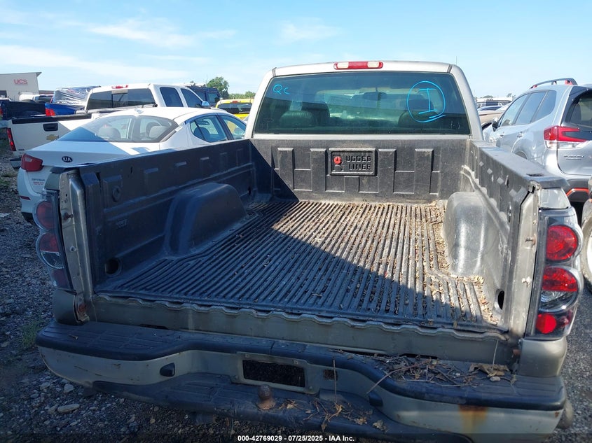 2003 Chevrolet Silverado 1500 Work Truck VIN: 2GCEC19X231399280 Lot: 42769029