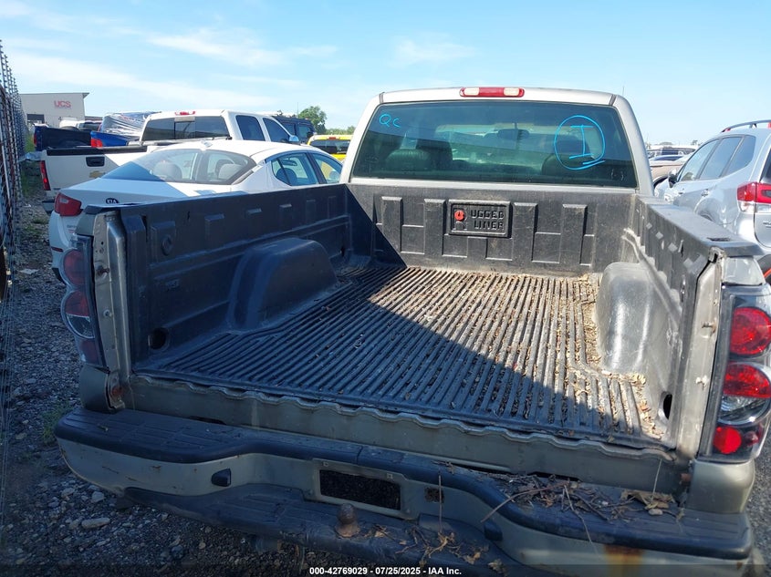 2003 Chevrolet Silverado 1500 Work Truck VIN: 2GCEC19X231399280 Lot: 42769029