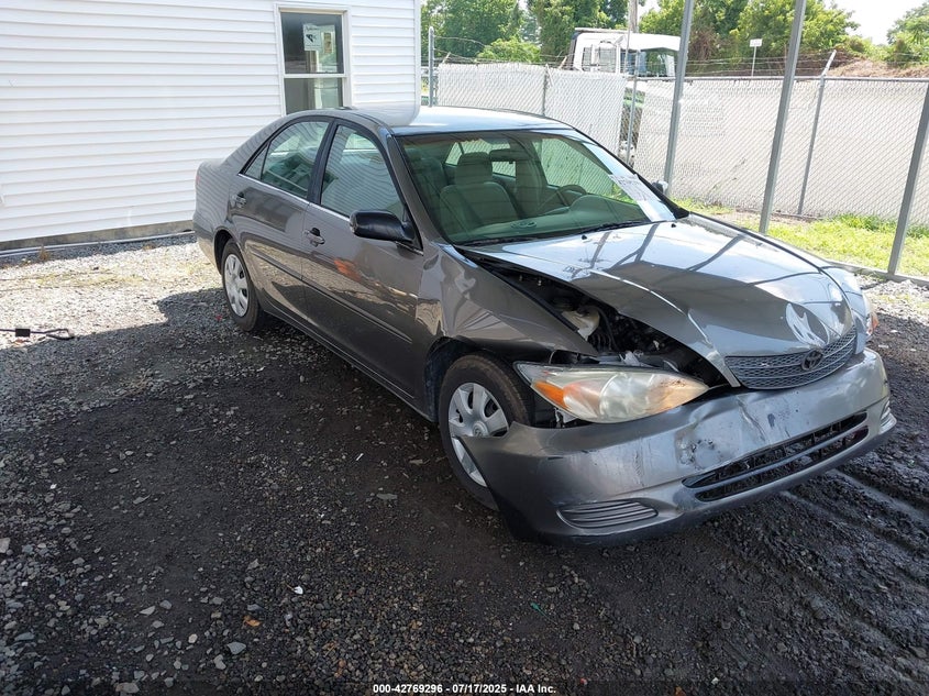 4T1BE32K74U881431 2004 Toyota Camry Le auction photo 1