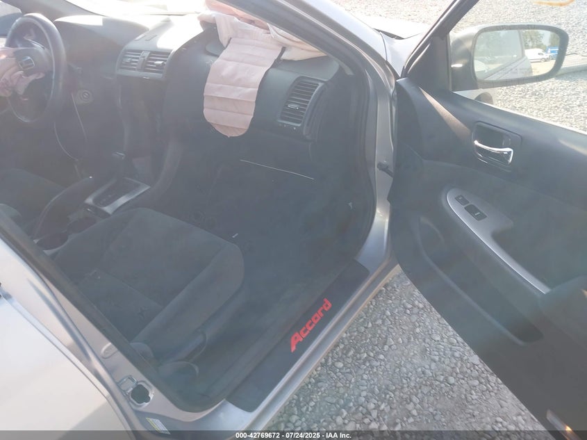 1HGCM56634A030038 2004 HONDA ACCORD photo no. 5